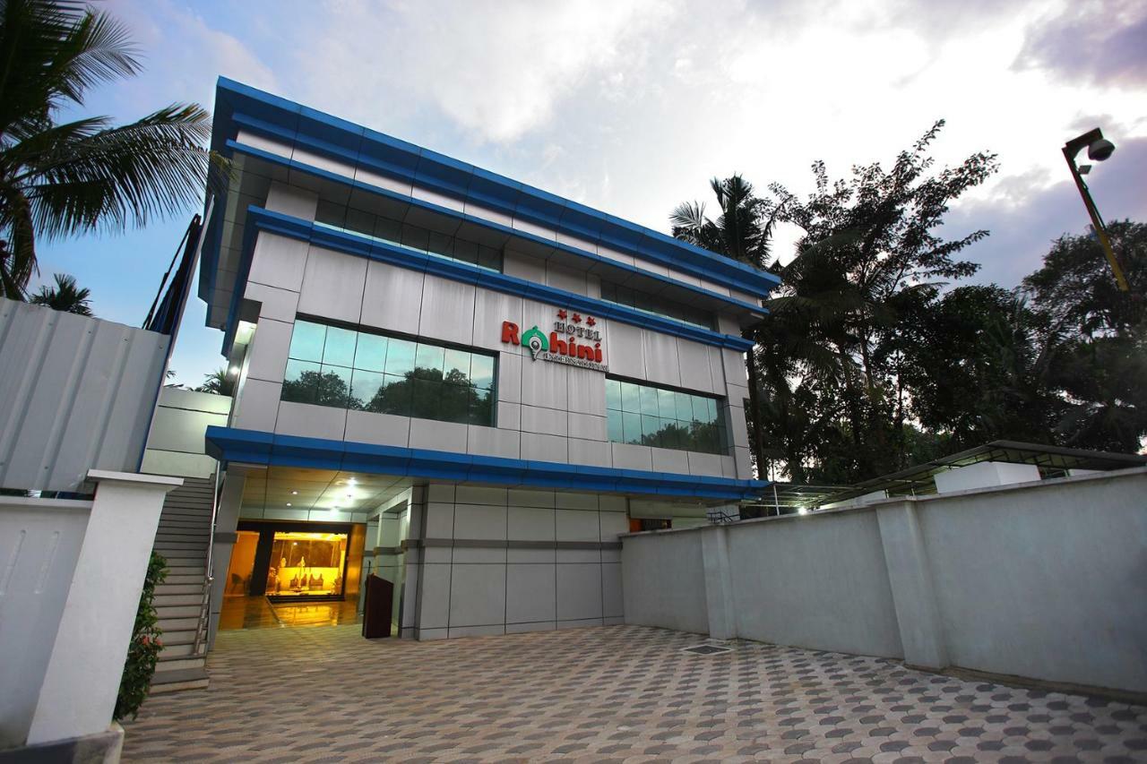 Hotel Rohini International Kallar  Luaran gambar