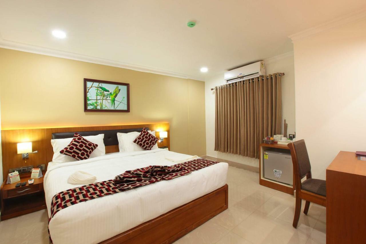 Hotel Rohini International Kallar  Luaran gambar