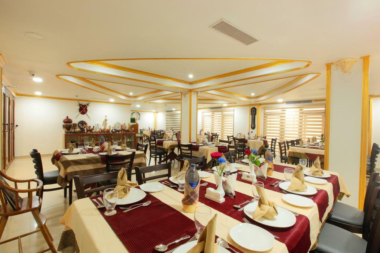 Hotel Rohini International Kallar  Luaran gambar