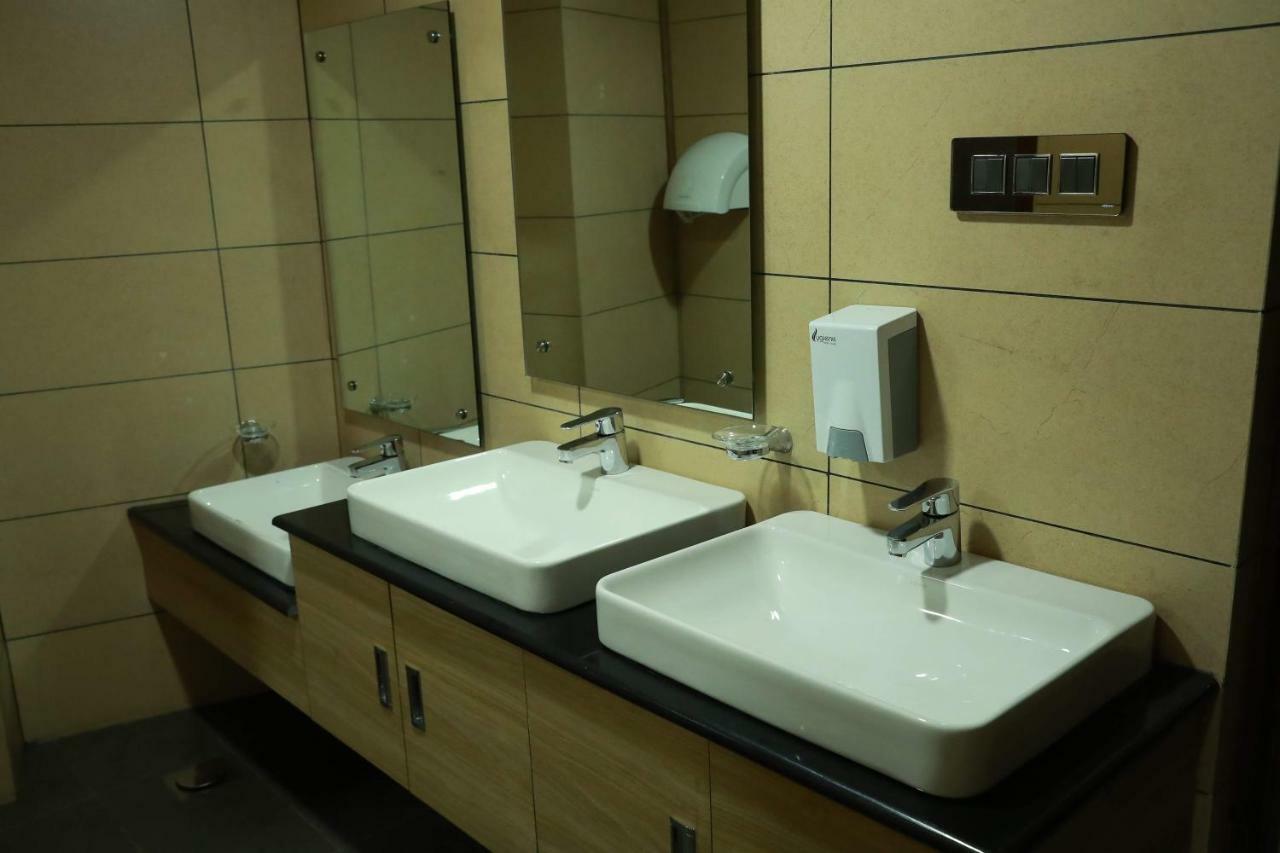 Hotel Rohini International Kallar  Luaran gambar