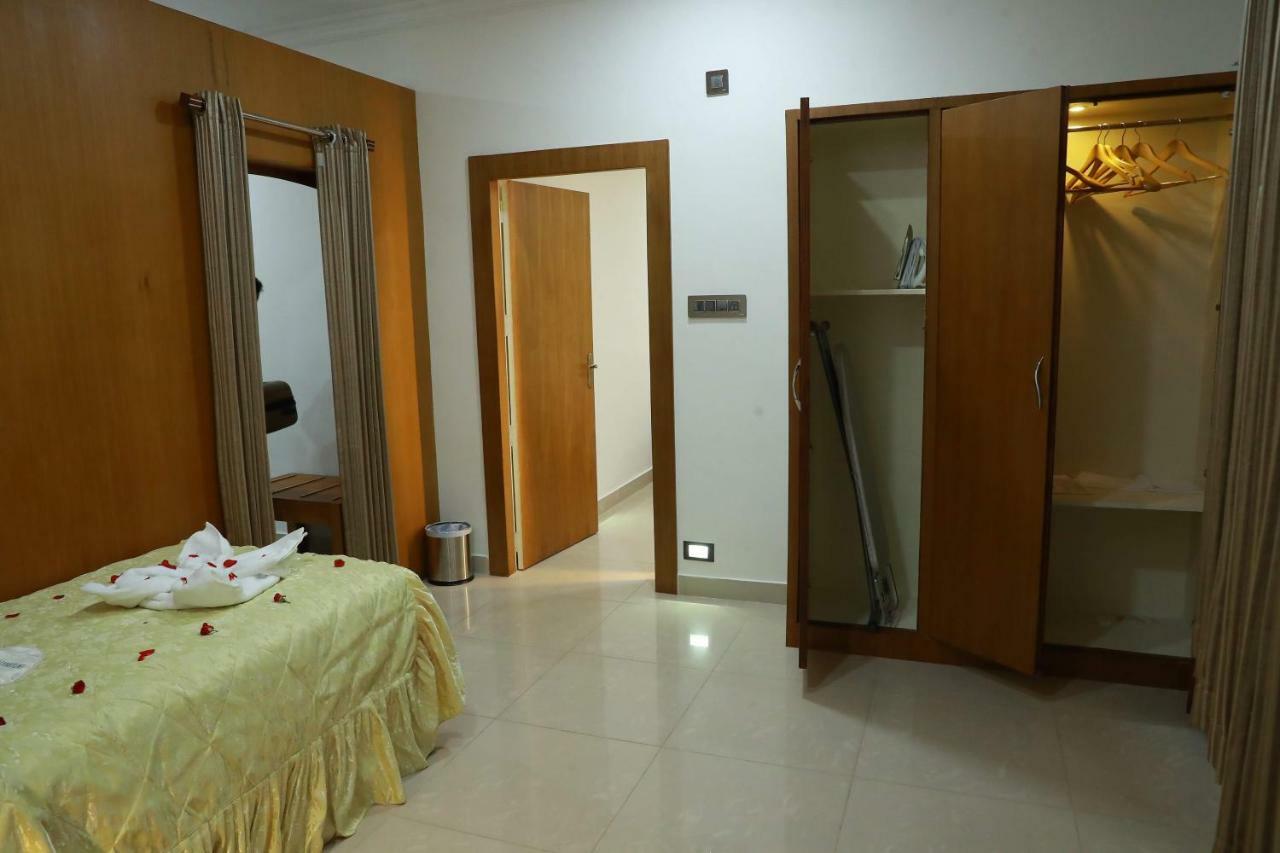 Hotel Rohini International Kallar  Luaran gambar