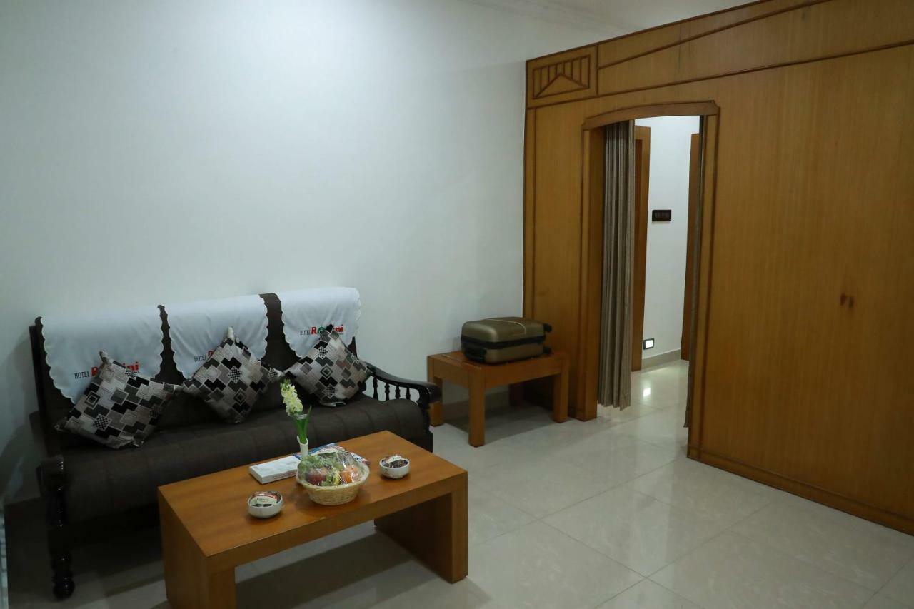 Hotel Rohini International Kallar  Luaran gambar