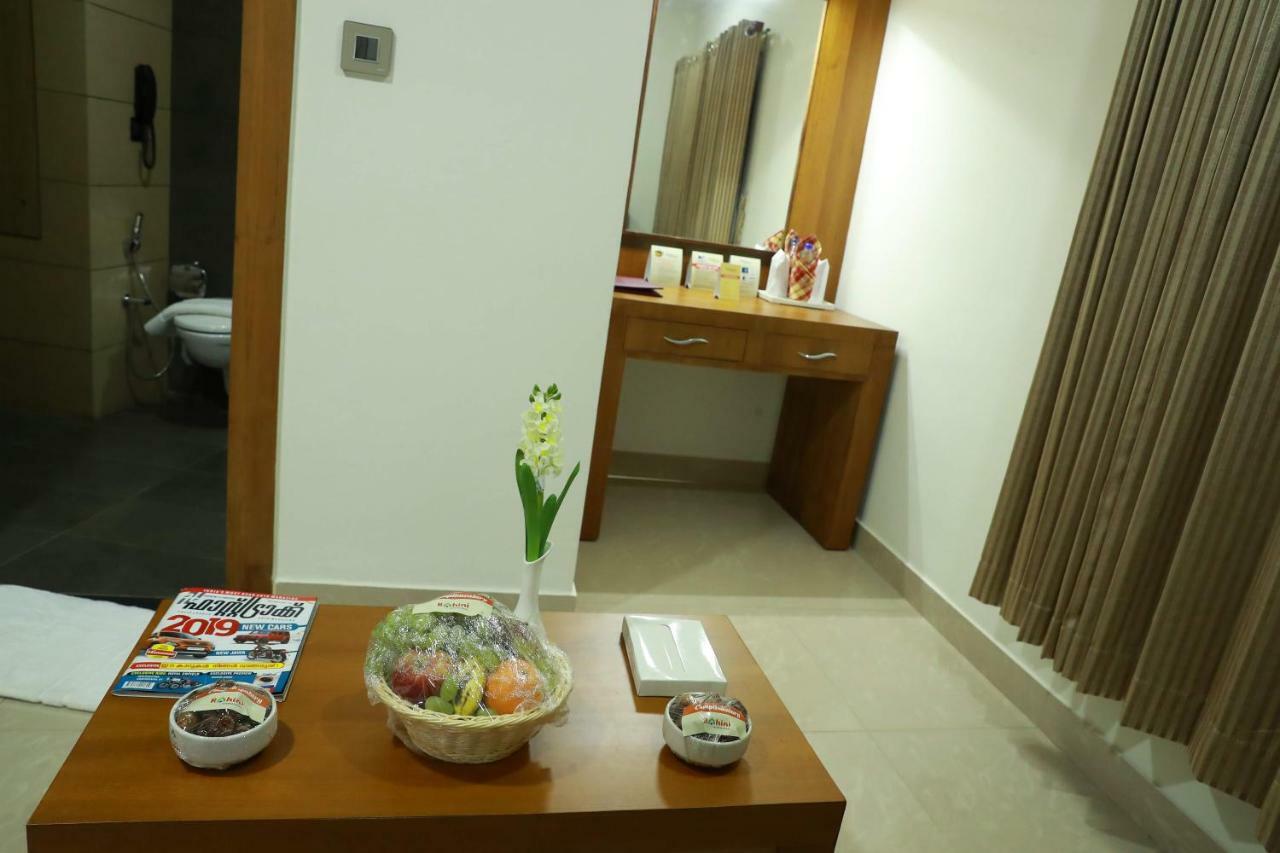 Hotel Rohini International Kallar  Luaran gambar