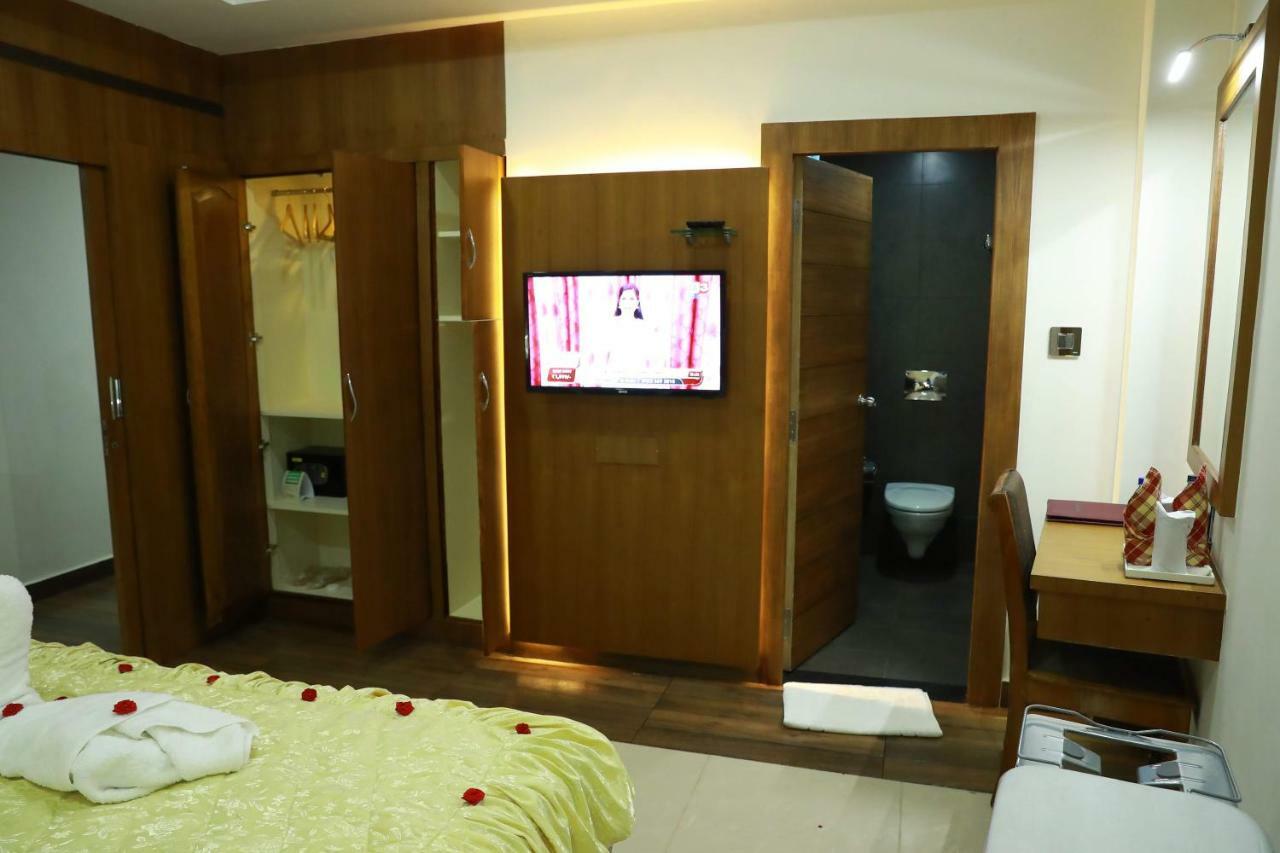 Hotel Rohini International Kallar  Luaran gambar