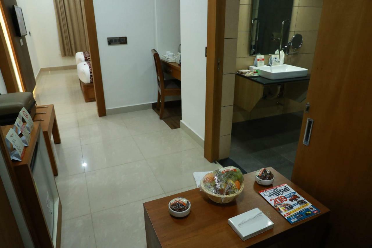 Hotel Rohini International Kallar  Luaran gambar