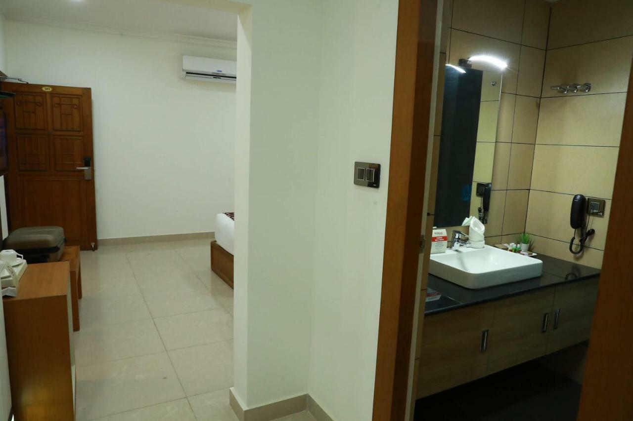 Hotel Rohini International Kallar  Luaran gambar