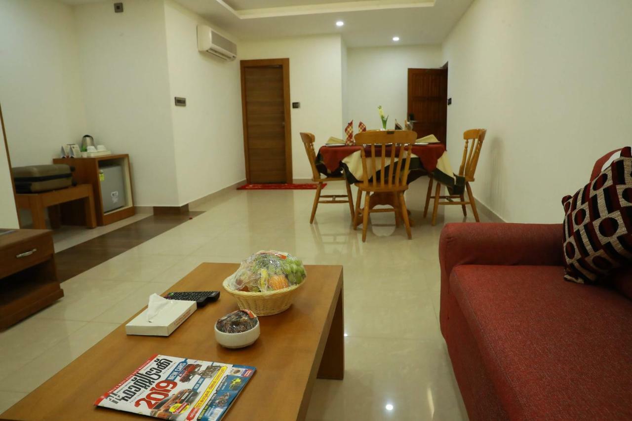 Hotel Rohini International Kallar  Luaran gambar
