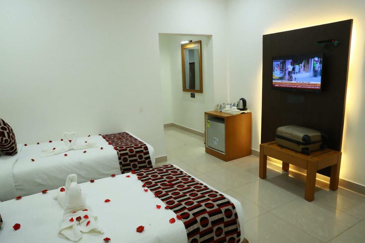 Hotel Rohini International Kallar  Luaran gambar
